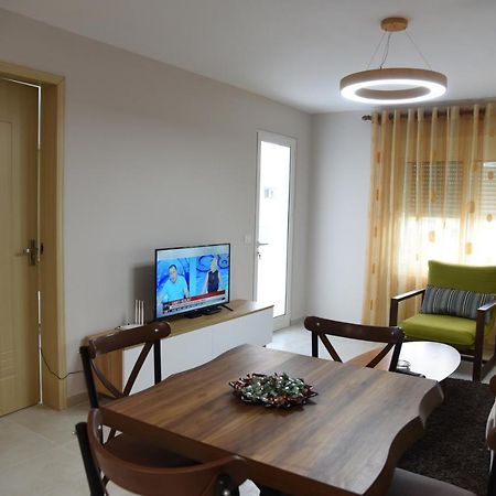 Alex'S Apartment Durrës 外观 照片