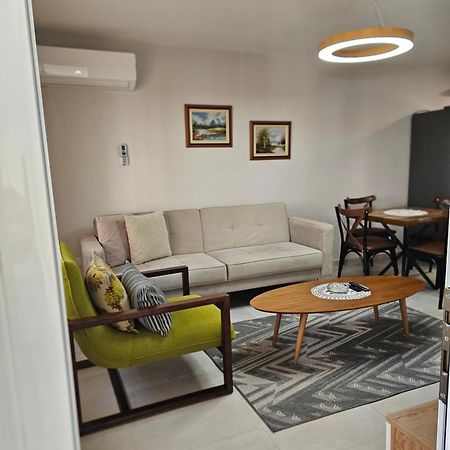 Alex'S Apartment Durrës 外观 照片